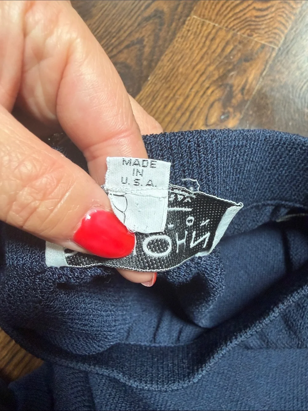 St. John Basics By Marie Gray Santana Knit Skirt Navy Blue Size 2 - Picture 3 of 3